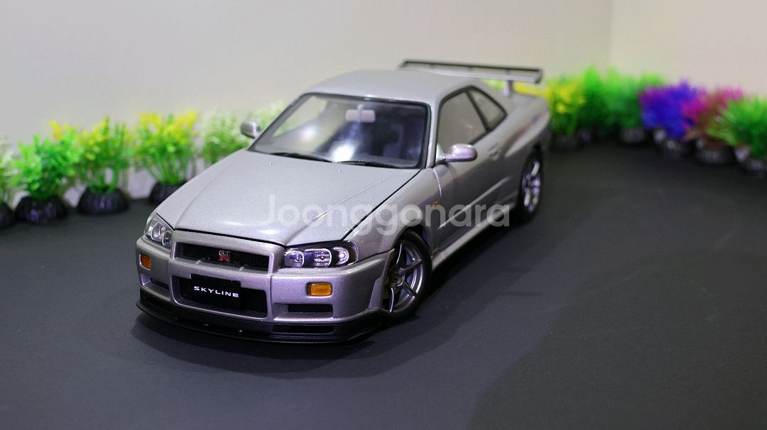 초기형 오토아트 모델 찾고계시나요?...GTR 1:18--1