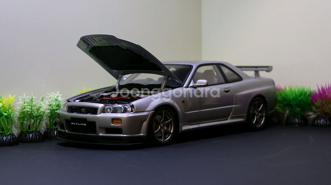 초기형 오토아트 모델 찾고계시나요?...GTR 1:18--5