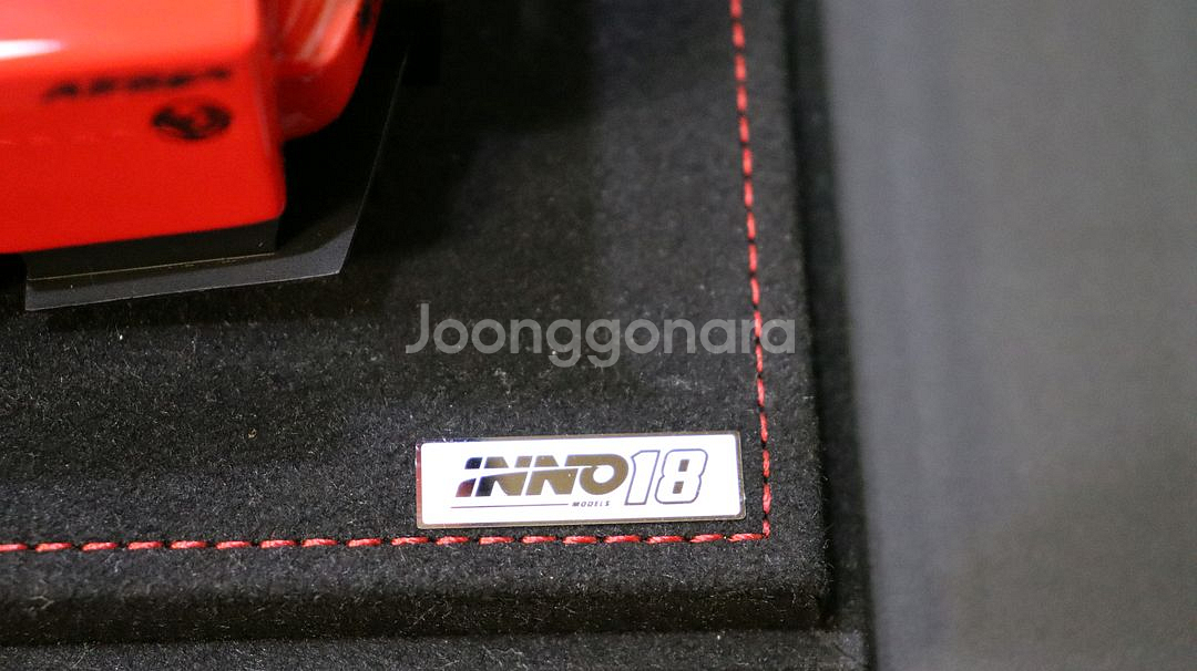 이노18 GTR LBWK 다이캐스트 오토아트 1:18--6