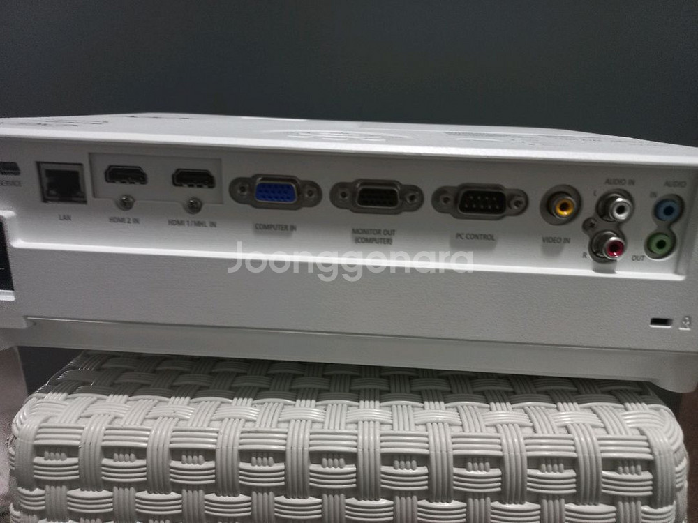 WUXG 3300안시 NP-V332W 가성비 빔프로젝터--2