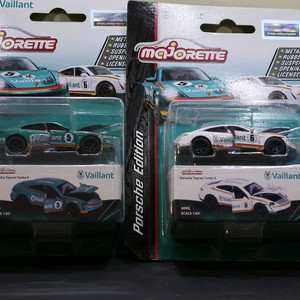 일괄)마조렛 프리미엄 포르쉐 타이칸 1:64 핫휠
