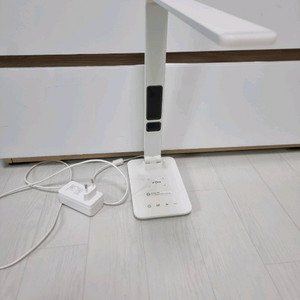 새상품)프리즘 고속충전 스탠드 PL-3950WH