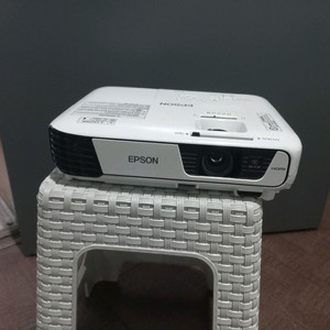 앱손 인기 빔프로젝터 eb-x36 아주선명3600안시