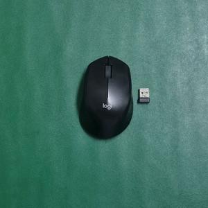 그립감이 좋은 로지텍 m275 마우스 팝니다