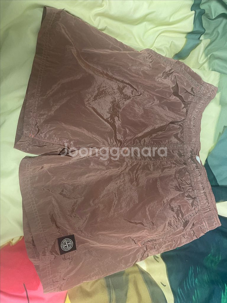 스톤아일랜드 로즈쿼츠 나일론메탈 반바지--0