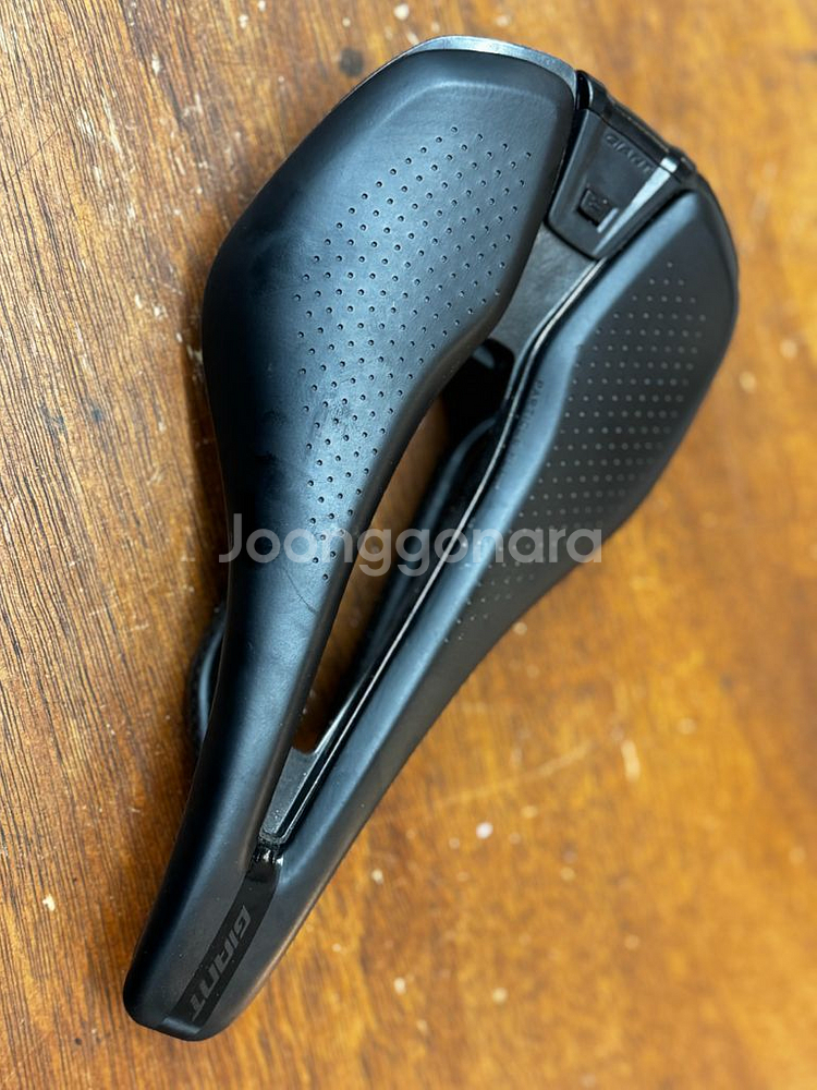 지이언트 카본안장 플리트 slr--0