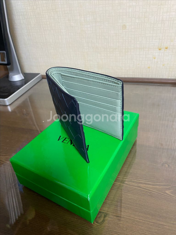 보테가베네타 반지갑--3