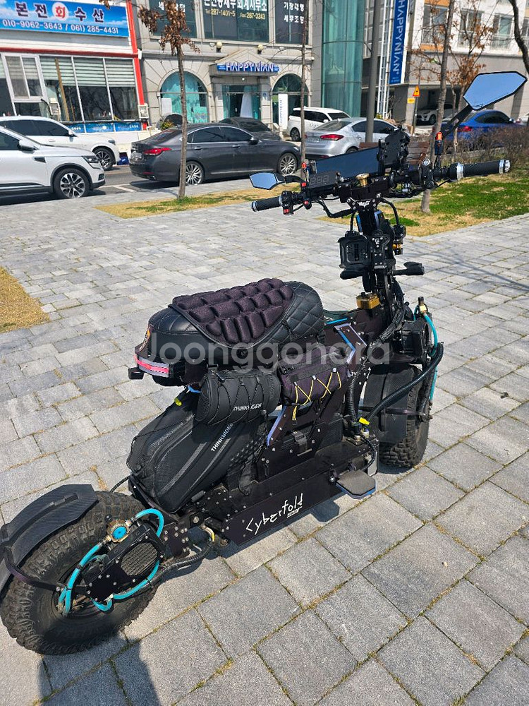 위페드 다크나이트 사이버폴드 팝니다--4