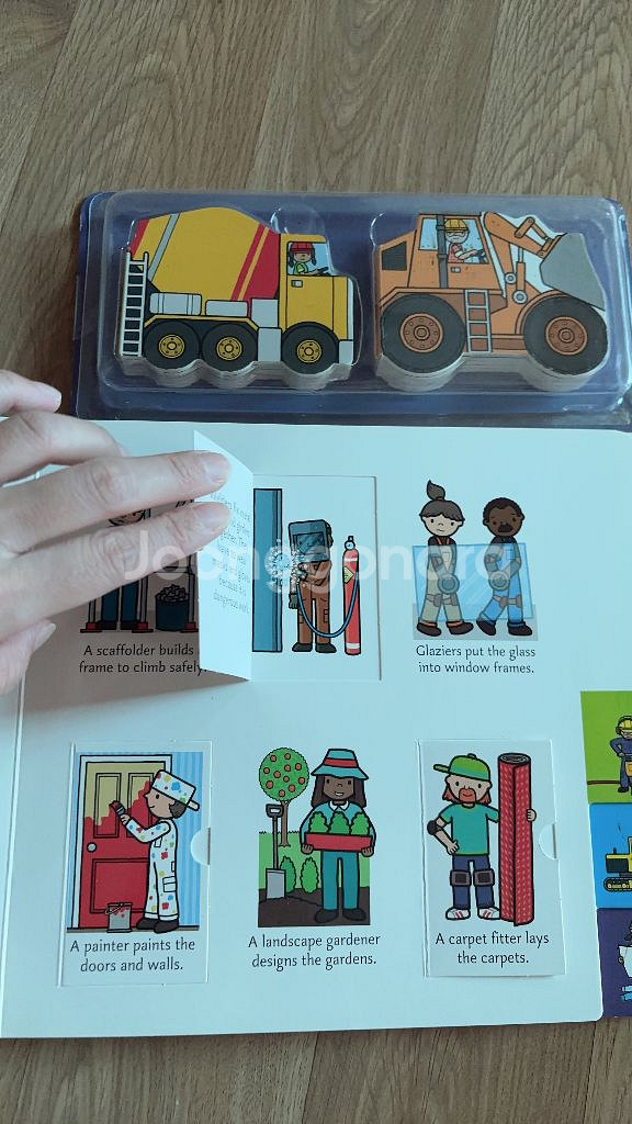 Playtown Construction 플랩북--4