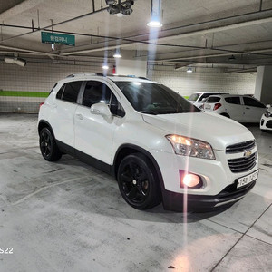 트랙스 1,6LT 래더패키지 16년식 77,000km
