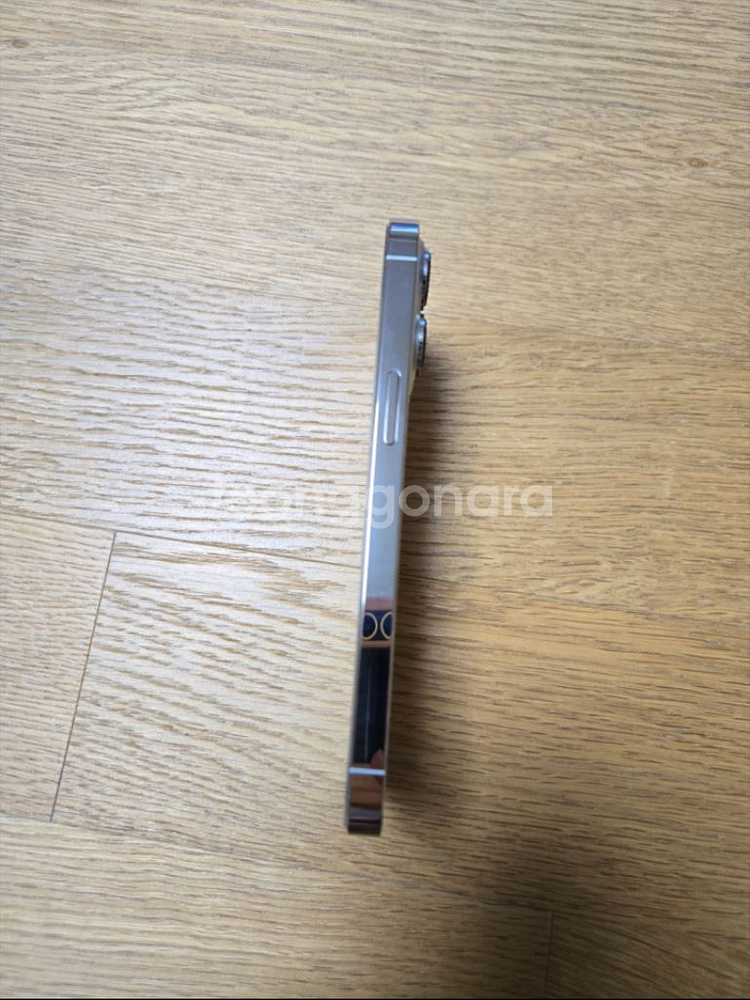 아이폰 13 Pro 화이트 256GB 팝니다배터리100--5