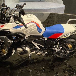BMW R1250GSA 미니어처
