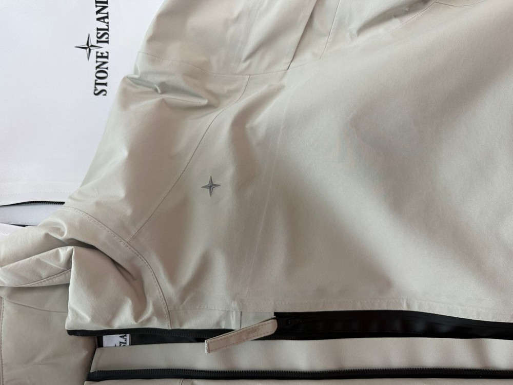 (새상품급) 24fw 스톤아일랜드 스텔리나 고어텍스 패 이미지