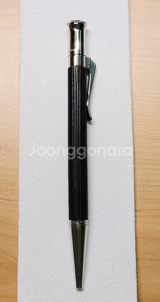 그라폰 파버카스텔 클래식 우드 볼펜--1
