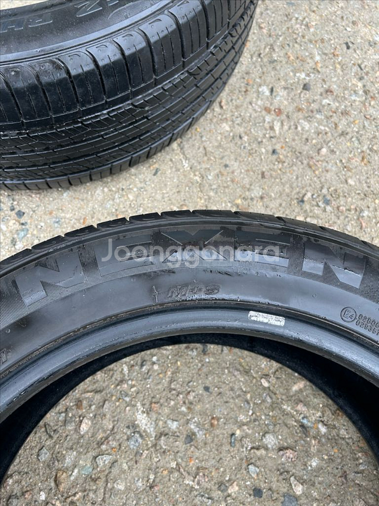 255/50R20 중고타이어 판매합니다--4
