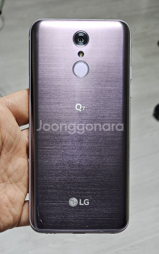 LG Q7(Q720) 바이올렛 32GB A급 싸게 팝니--1