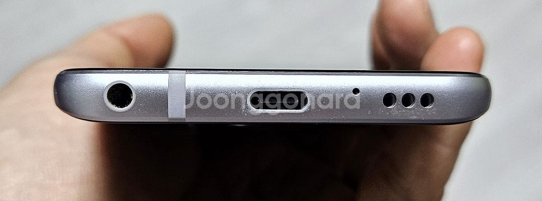 LG Q7(Q720) 바이올렛 32GB A급 싸게 팝니--3
