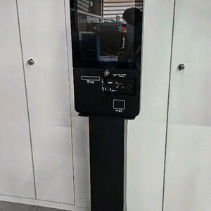 하나시스 22인치스텐드형키오스크