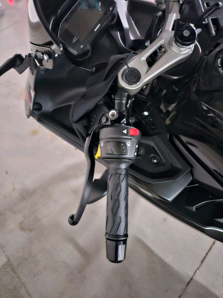 스즈키 GSX-R125 이미지