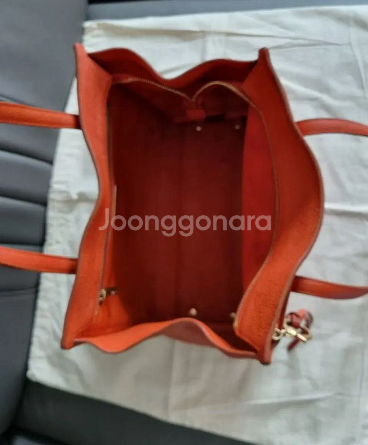 페라가모 에이미 토트백.숄더백(송아지가죽.매우가벼움--8