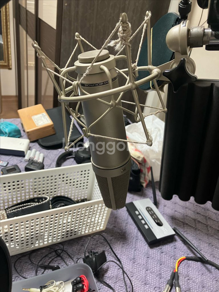 노이만 u87 ai 판매합니다--1
