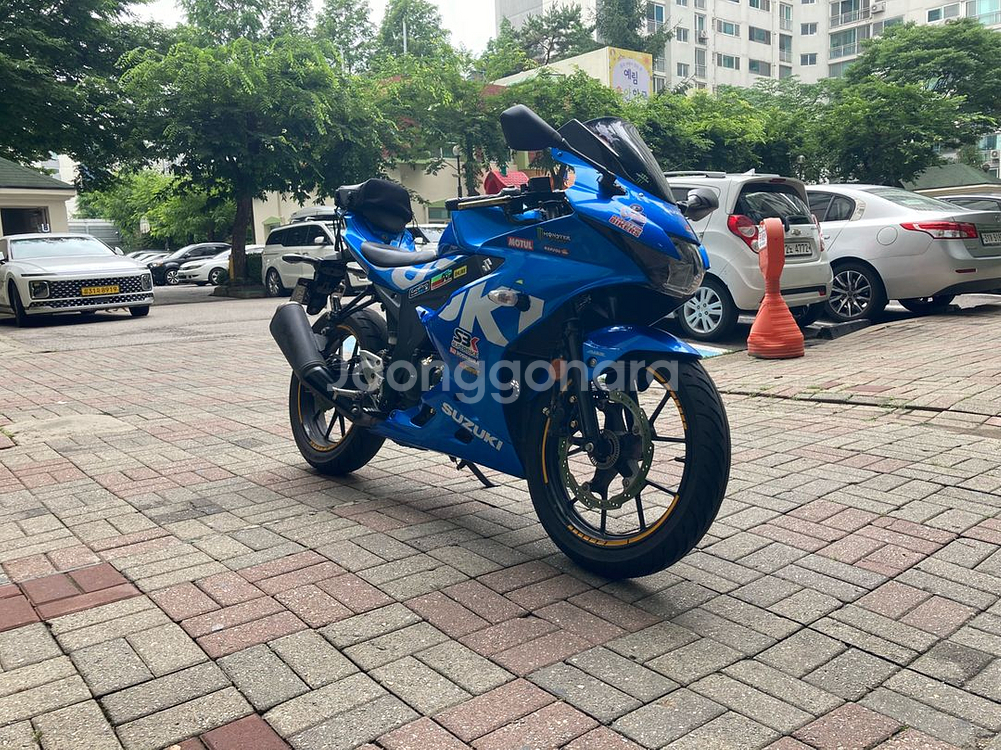 스즈키 gsx r125--1