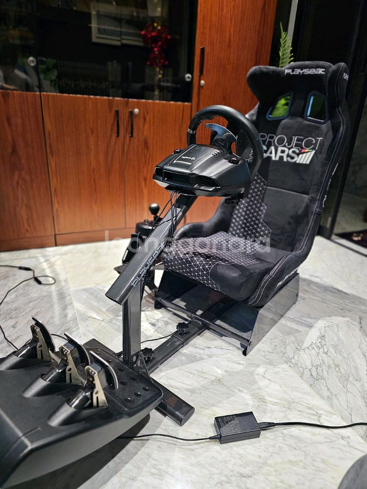 로지텍 G920 레이싱휠 + 거치대 시트--1