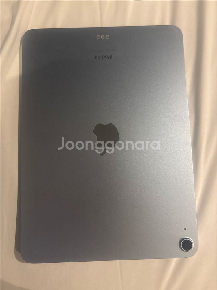 아이패드 에어 11 m2 128GB 6세대 팝니다.--1