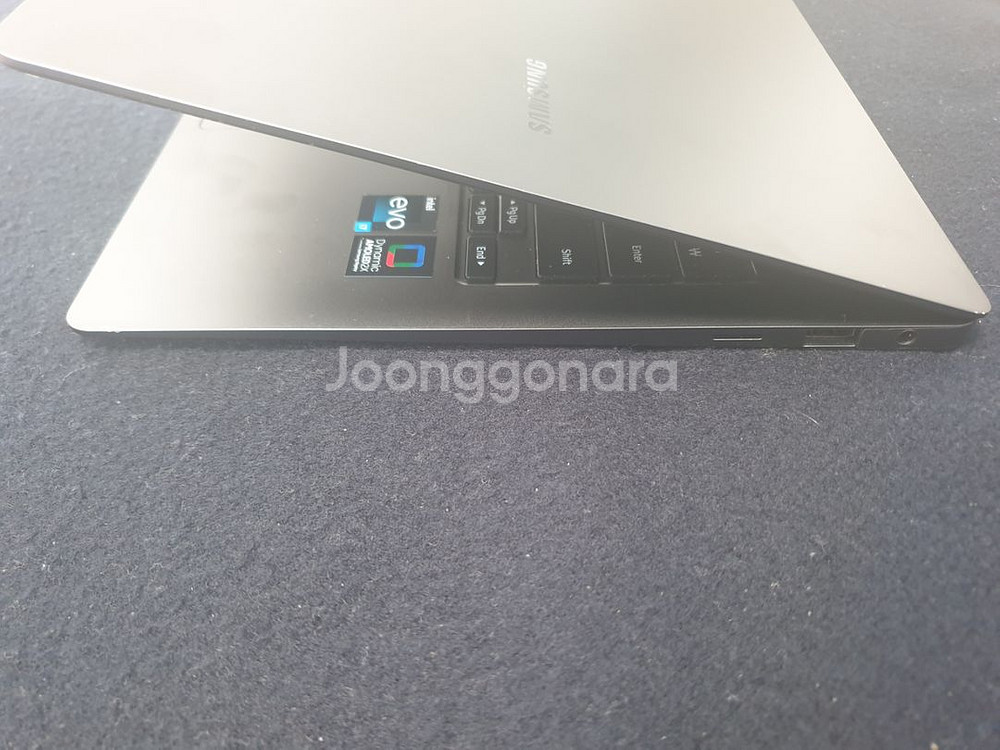 삼성 갤럭시북3프로 노트북 판매합니다--5