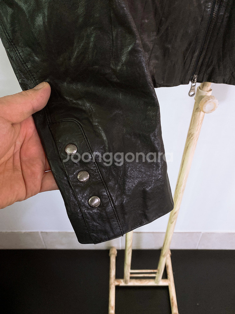 (85)헤지스여자양가죽숏자켓--2