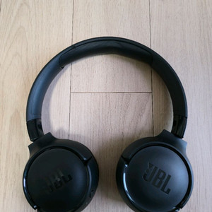 삼성 JBL T520BT 헤드셋 판매합니다