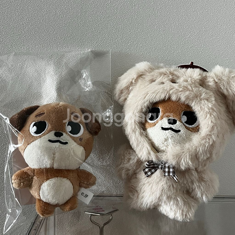 데이식스 일콘 데니멀즈 백참 (돈)--0