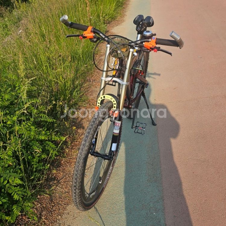 (희귀 매물) 트렉 카본 Y33 MTB 자전거 강릉 직--2