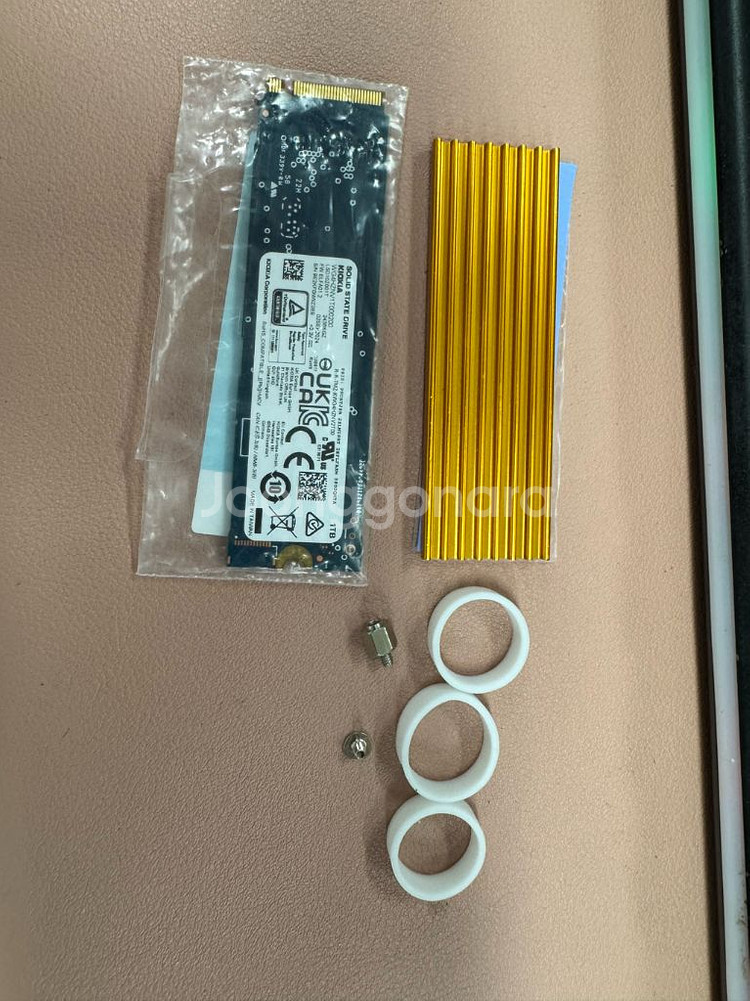삼성 DDR5 16GB 램 / kioxia ssd 1t--5
