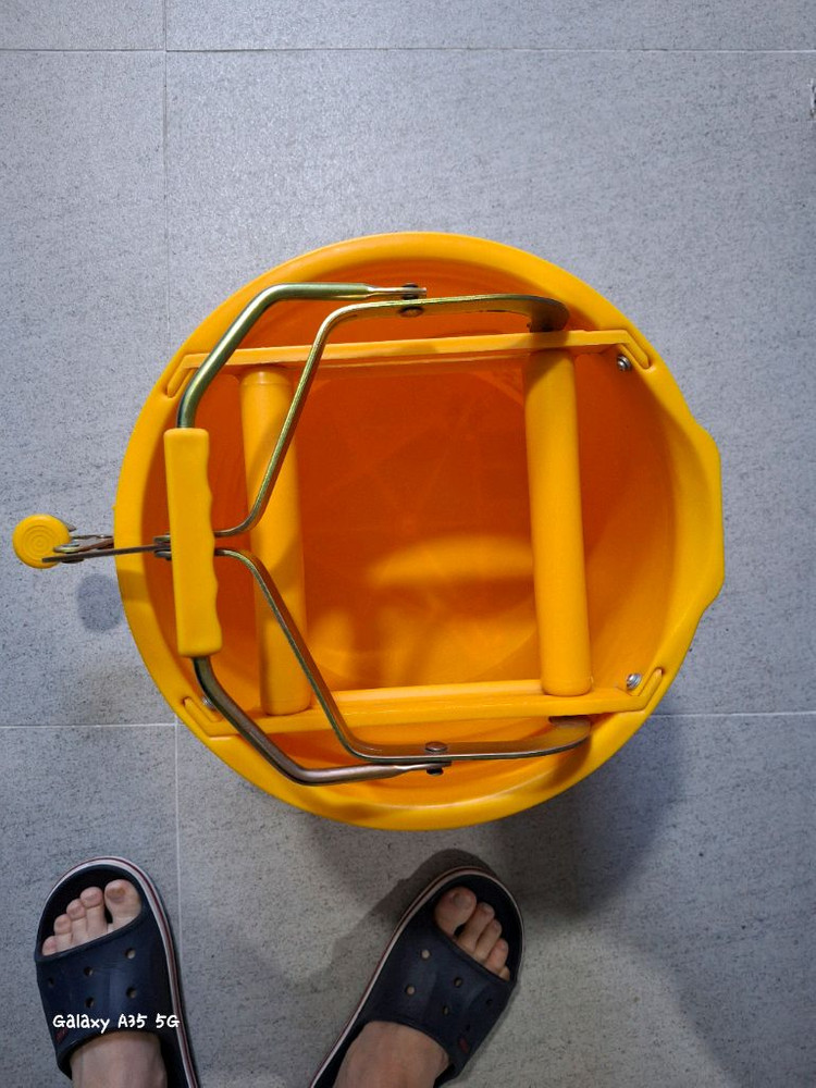 짤순이 탈수기 짤통이 판매합니다--1