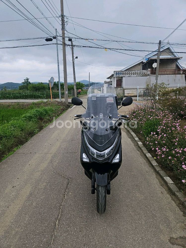 uhr 125cc 23년식오토바이파라여~~--0