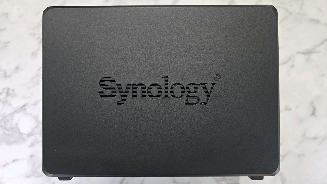 시놀로지 DS920+ NAS 8GB 48TB 이미지