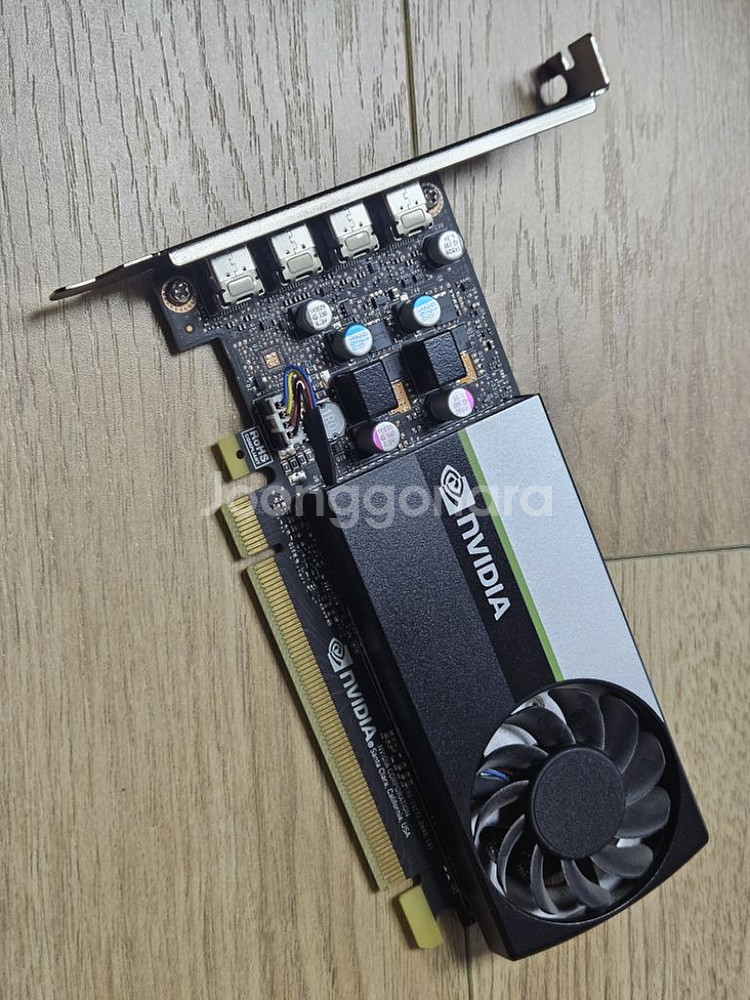 전문가용 T600 그래픽카드--0