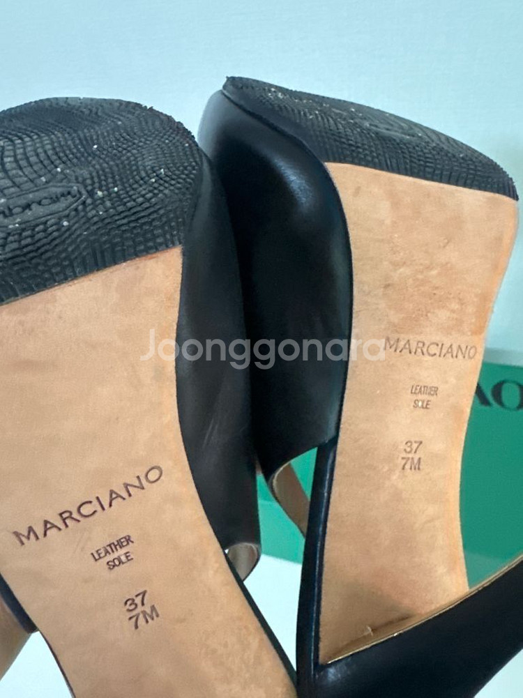 Guess By Marciano 블랙 가죽힐 37--4