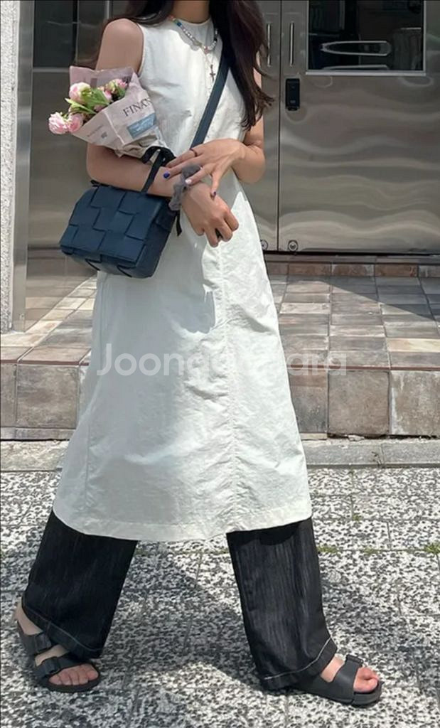 모어룸 바스락 나일론 썸머 원피스 슬리브리스 여름드레스--1