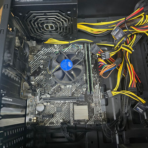 반본체-I5 II400F/삼성 16G/H510/700W