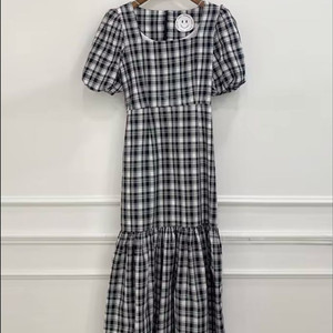 스퀘어 칼라 체크 롱 원피스