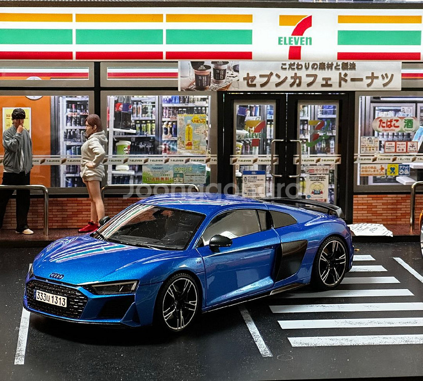 1:18 켕파이 R8 쿠페--0