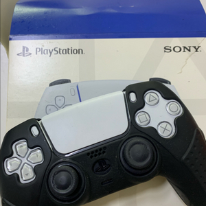 PS5 듀얼센스 컨트롤러