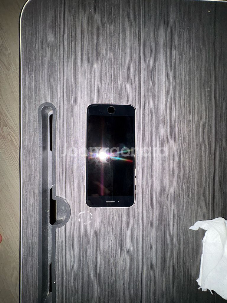 아이폰 se3 256GB--1