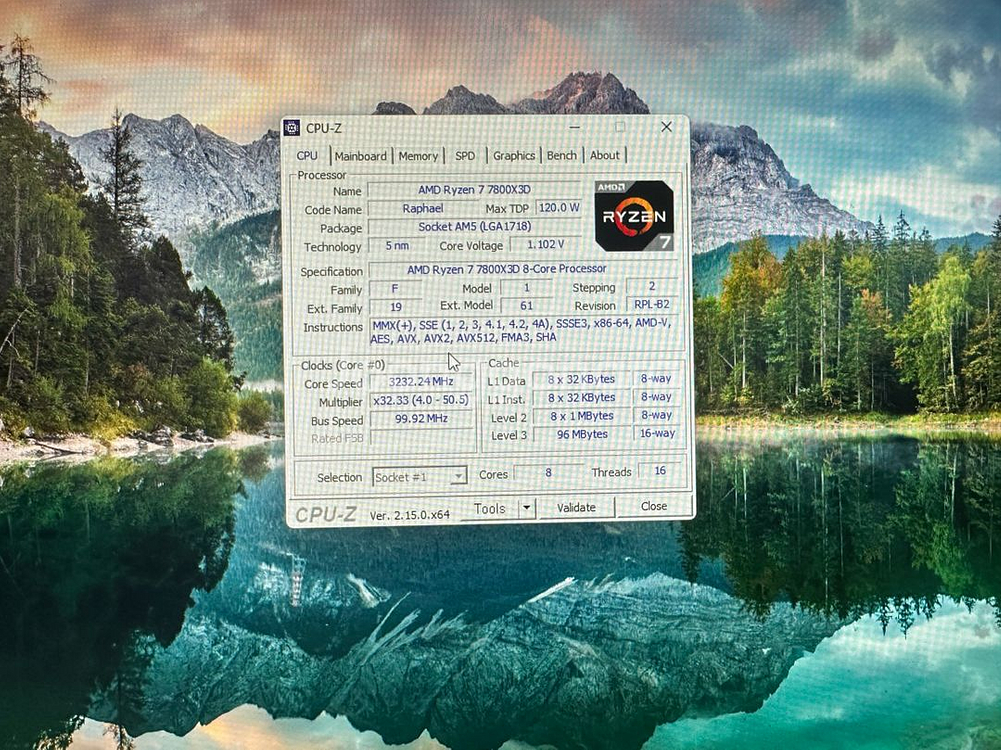 7800X3D 4070Ti 2TB X670E 32GB--4