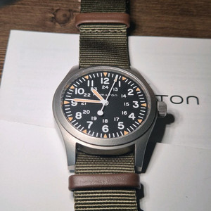 해밀턴 카키필드 메카니컬 42mm + 브레이슬릿 포함