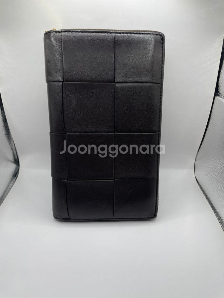 [감정서] 보테가베네타 맥시 지퍼돌이 장지갑 다크 브라--1