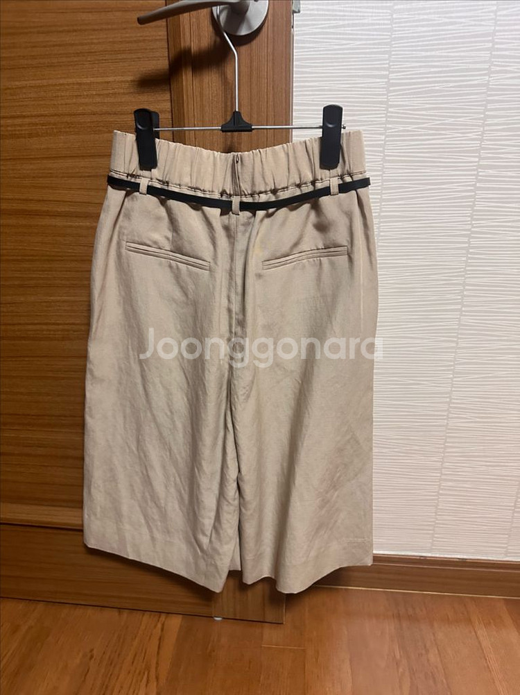 구호 25SS 벨트 버뮤다 팬츠 판매합니다.새상품 베이--1