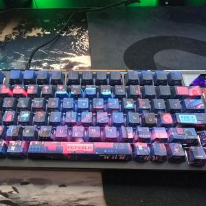 ASUS ROG AZOTH EXTREME 키보드 팝니다